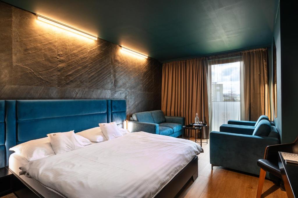 BOUTIQUE HOTEL11 with rooftop SPA - Resim 4