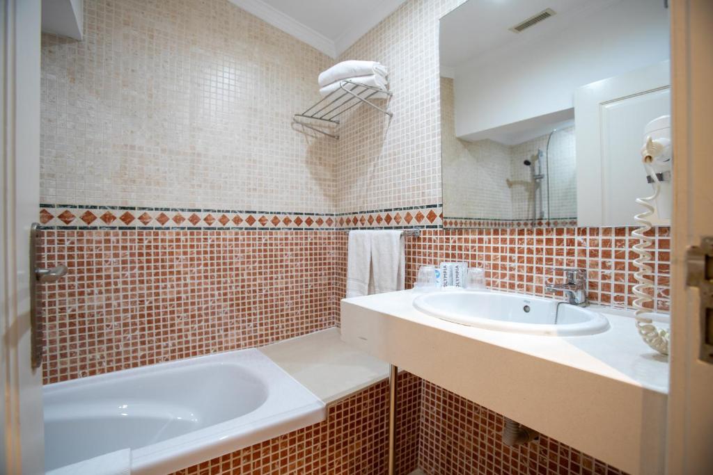 Olympia Consul del Mar - Resim 18