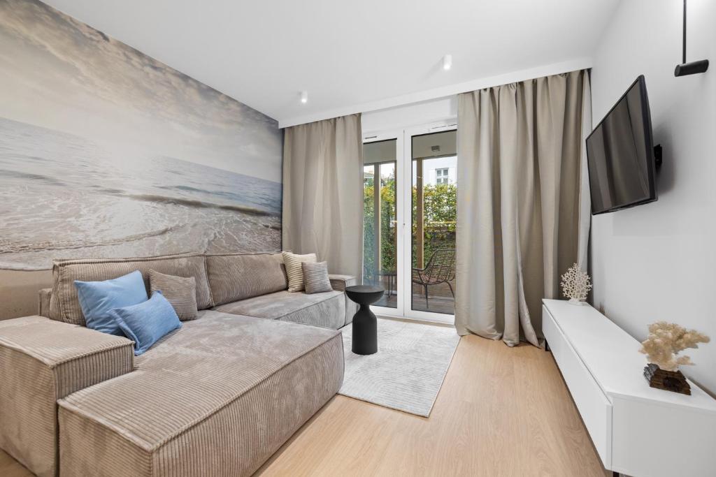 
One-Bedroom Apartment with Terrace
