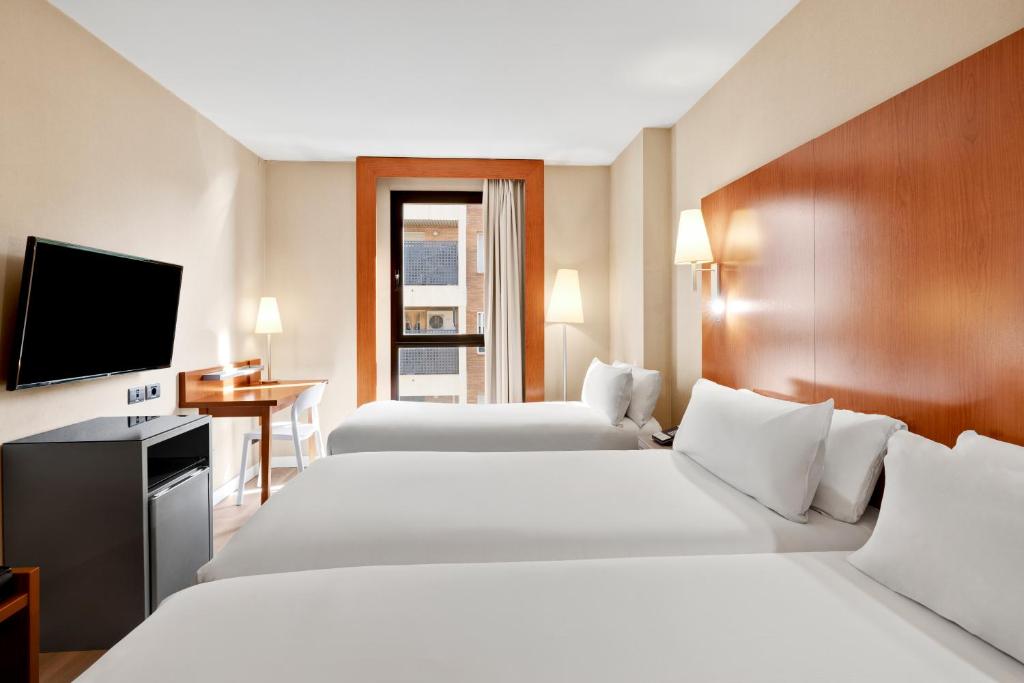 B&B HOTEL Zaragoza Los Enlaces Estación - Triple Room