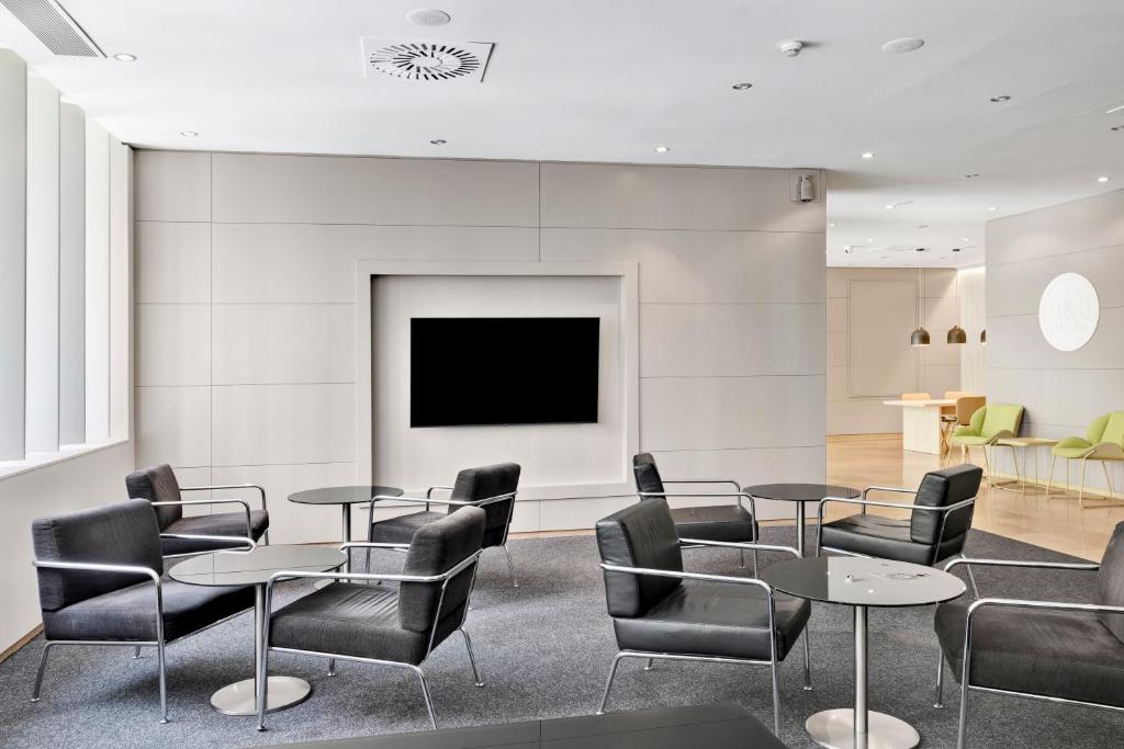 B&B HOTEL Zaragoza Los Enlaces Estación - Resim 5