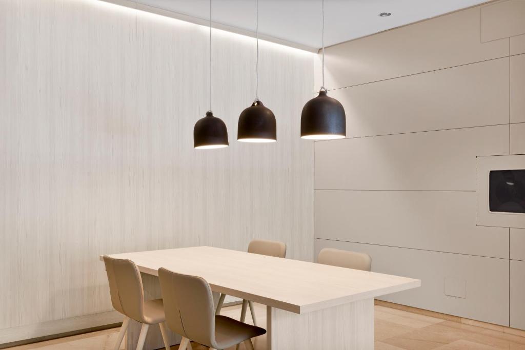 B&B HOTEL Zaragoza Los Enlaces Estación - Resim 44