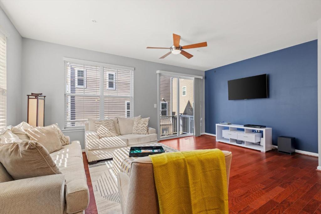 Galeriebild der Unterkunft Convenience at a Great Value 4-BR DC Homestay in Washington