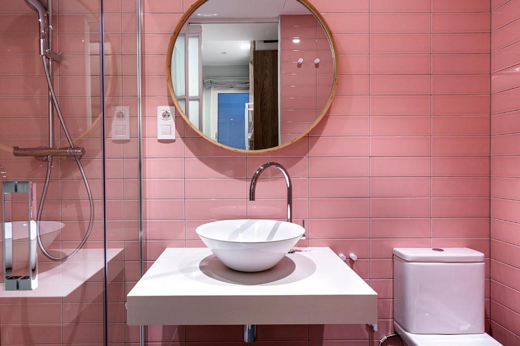 Weflating Boutique Hostel - 1