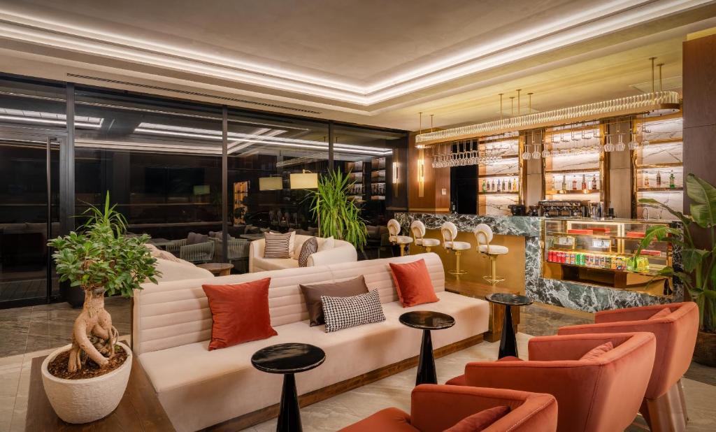 Posezení v ubytování Best Western Premier Hidden Hills Hotel