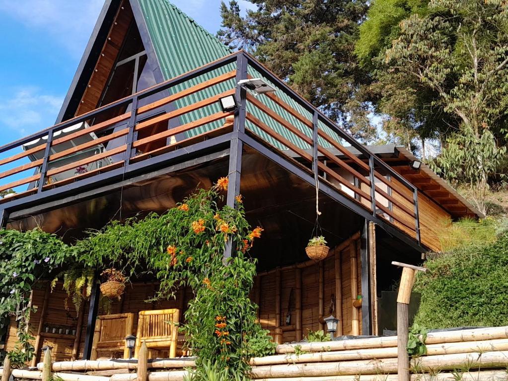 Zahrada ubytování Cabaña Starka & Jacuzzi