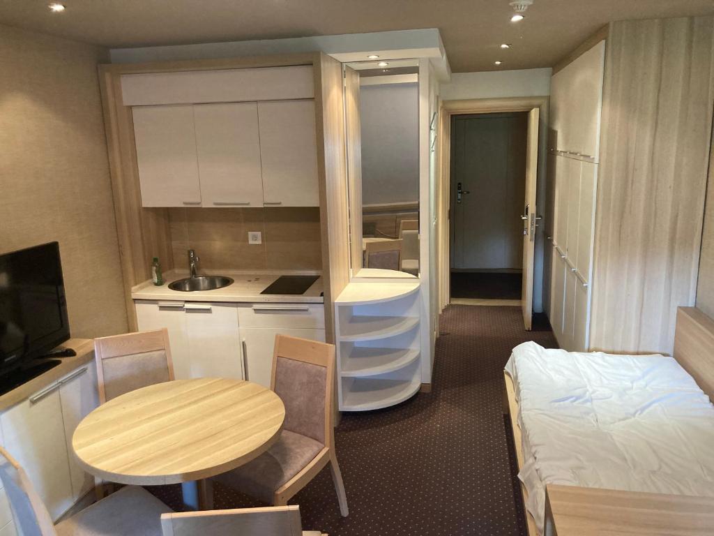 Η κουζίνα ή μικρή κουζίνα στο Ski centar konaci Kopaonik