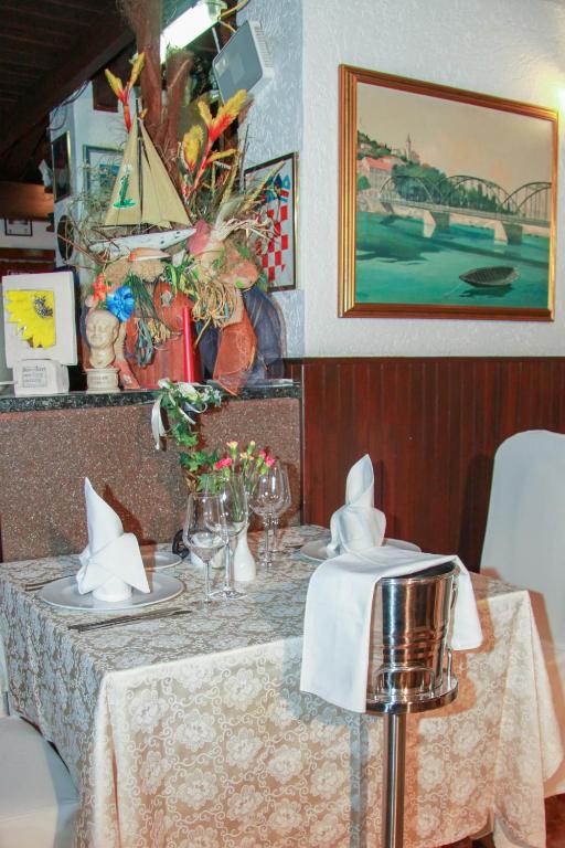 Posezení v ubytování Hotel Villa Neretva - Metković