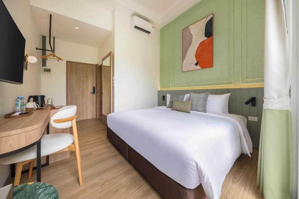 Upstairs at Ton Ton - Resim 5