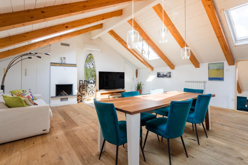 Garibaldi Loft 01