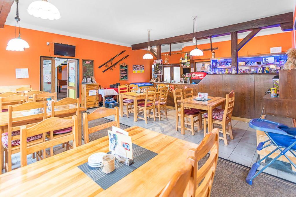 Restaurace v ubytování Penzion Vápenka