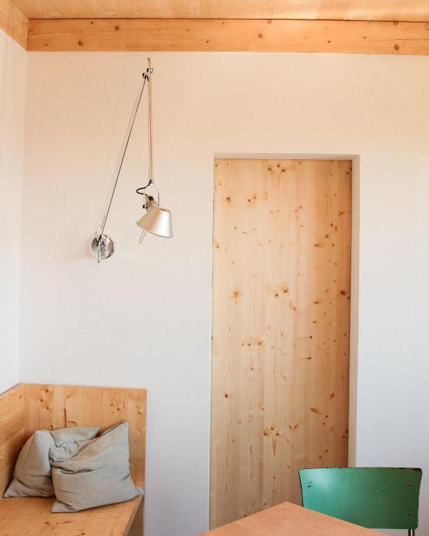 Posezení v ubytování Veritas Beyond Glamping