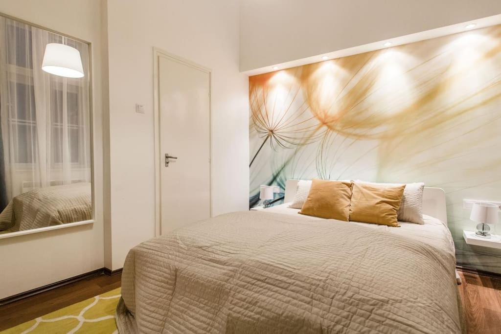 Luxury Apartment St Stephen's Basilica 1054 Budapest, 50 Bajcsy-Zsilinszky út kép - 1