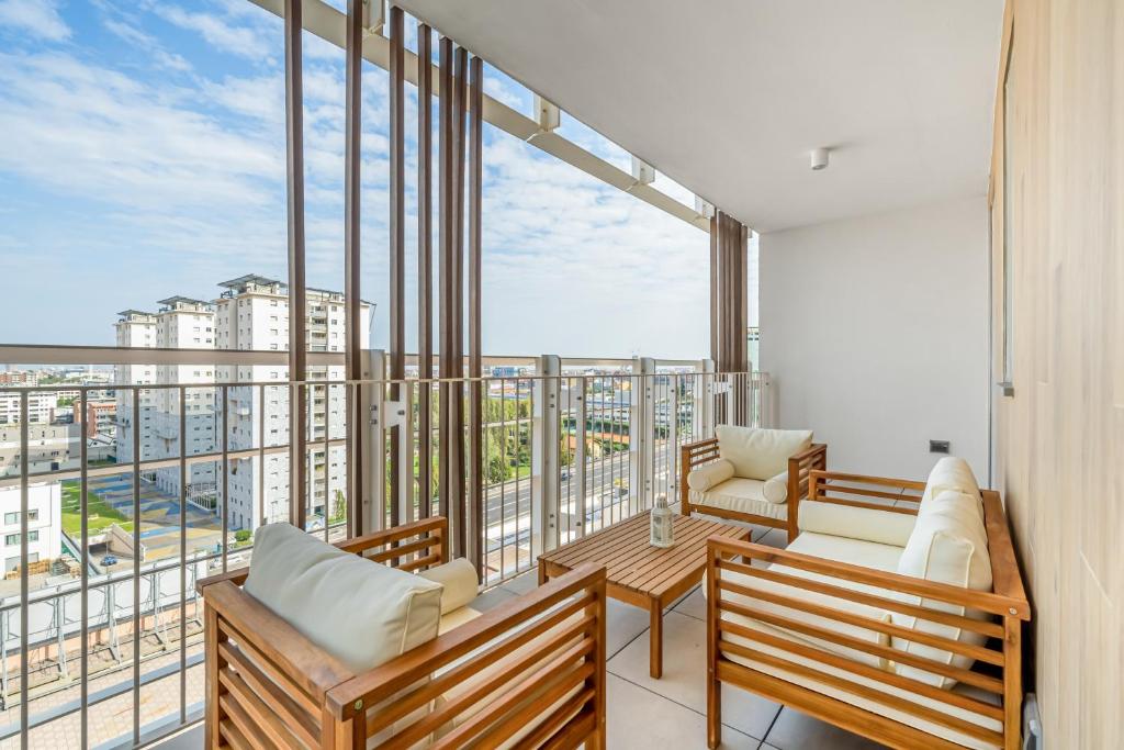 GuestHost - Milano Brand New Renovated Terrace APT