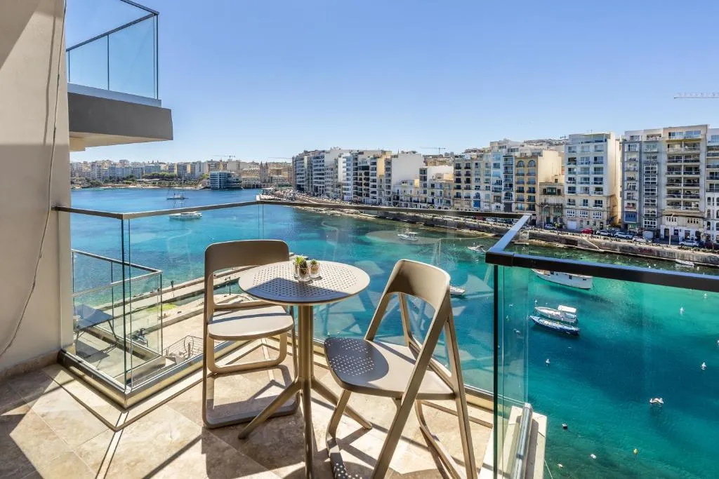 Spinola Seafront Deluxe