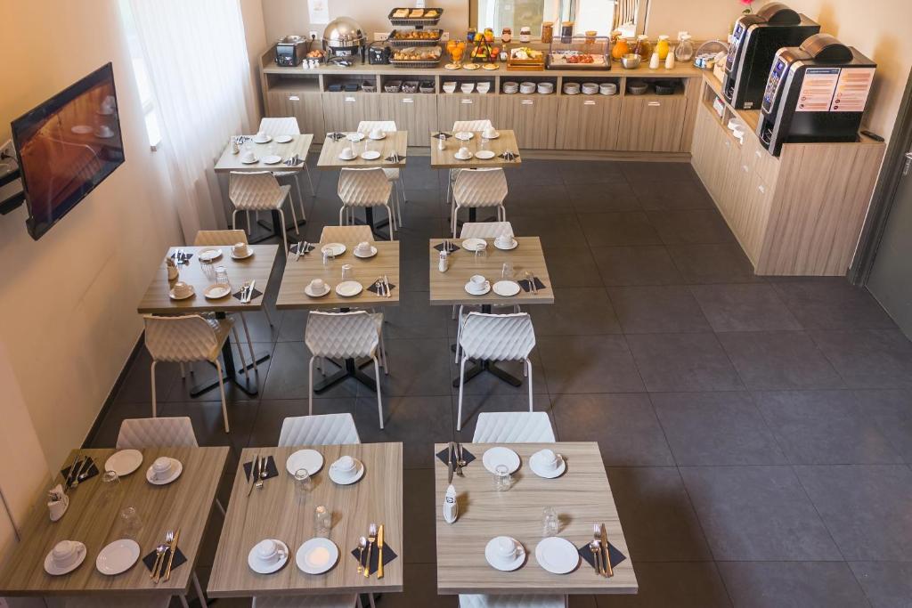 Nemea Appart Hotel Elypseo Strasbourg Port - Resim 16