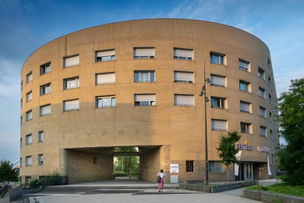 Nemea Appart Hotel Elypseo Strasbourg Port - Resim 6