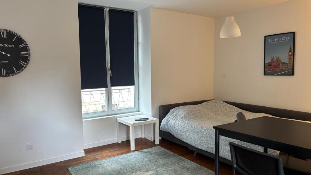 Les Studios de Clément - One-Bedroom Apartment
