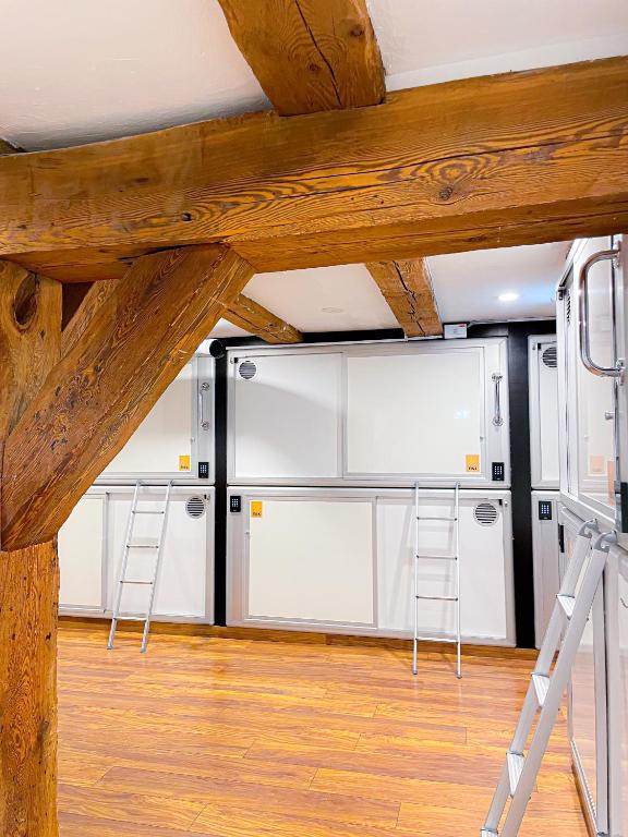 Kuchyň nebo kuchyňský kout v ubytování Capsule Hotel Nyhavn63
