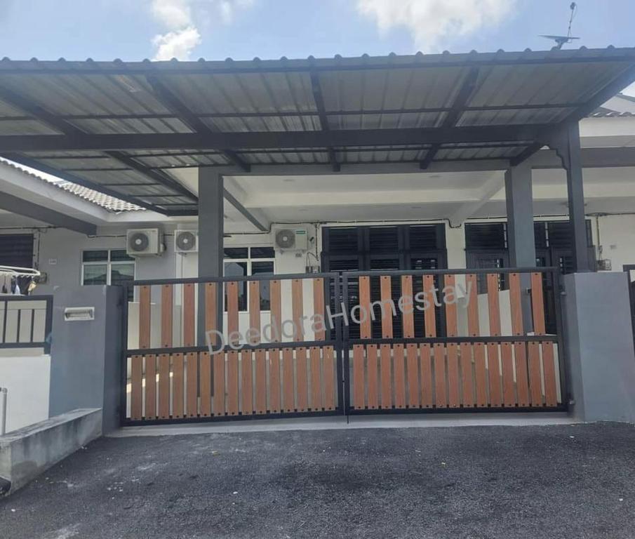 Balkón nebo terasa v ubytování Homestay DEEDORA