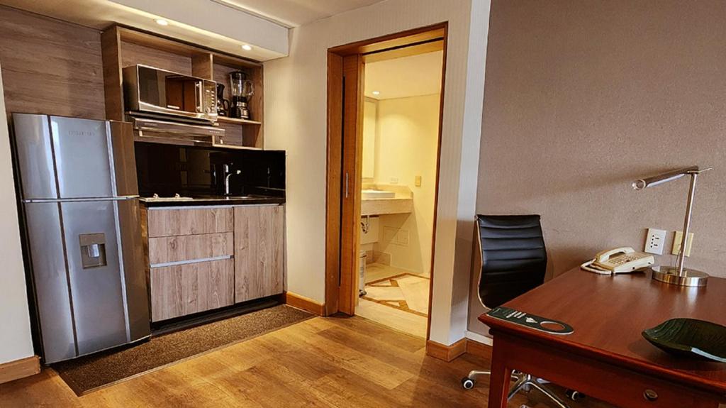 Bogota Plaza Hotel - Suíte Com Banheira E Cozinha