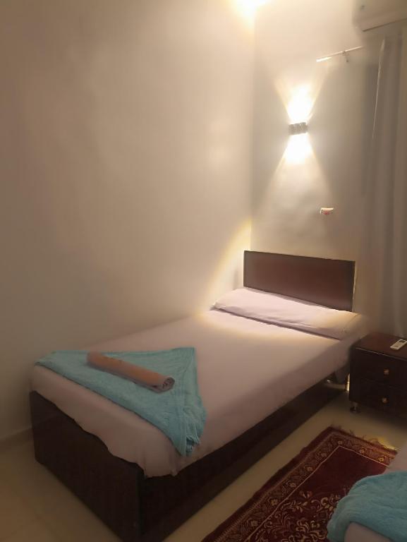 Cama o camas de una habitación en NUBIAN MONALIZA guest house