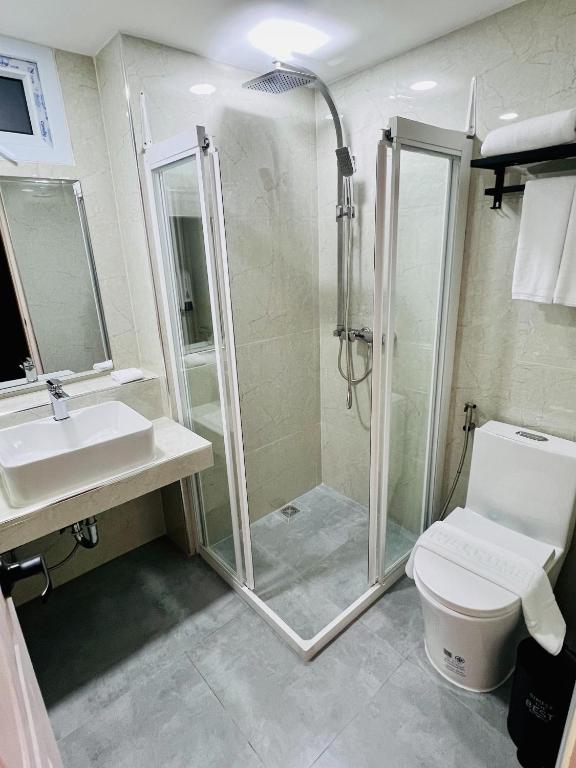 Emiri Hotel - Nana Bangkok - Resim 37