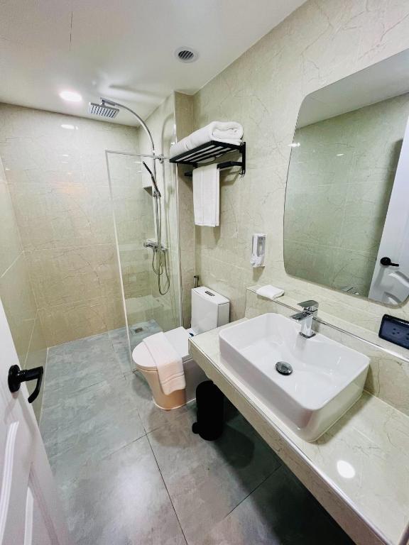 Emiri Hotel - Nana Bangkok - Resim 7