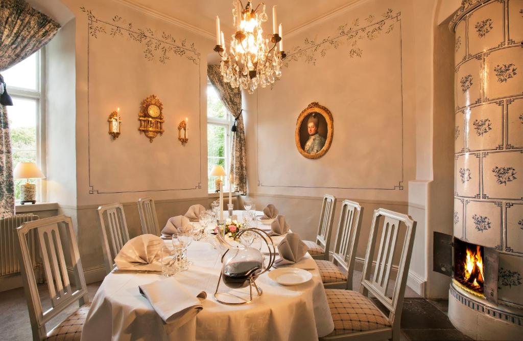 Åkeshofs Slott - Resim 23