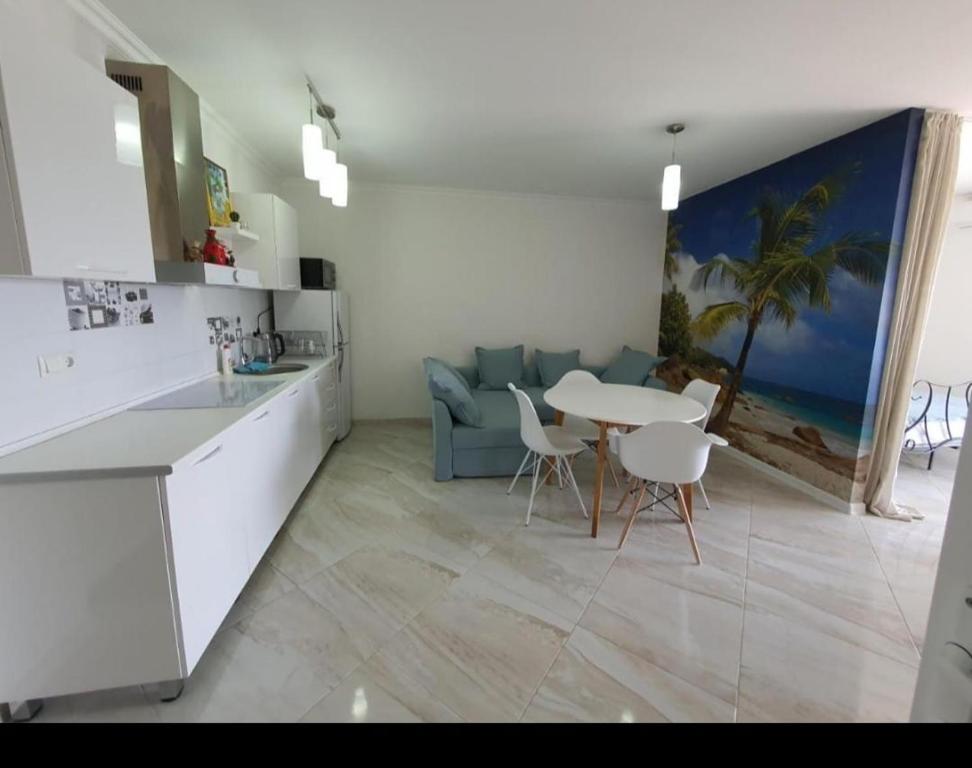 Paradise Apartment - Appartement Avec Balcon