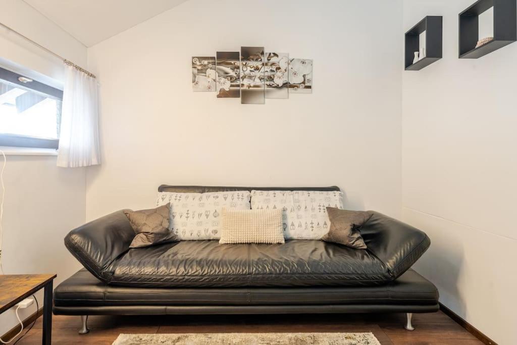 Posezení v ubytování Ferienwohnung Haldennest