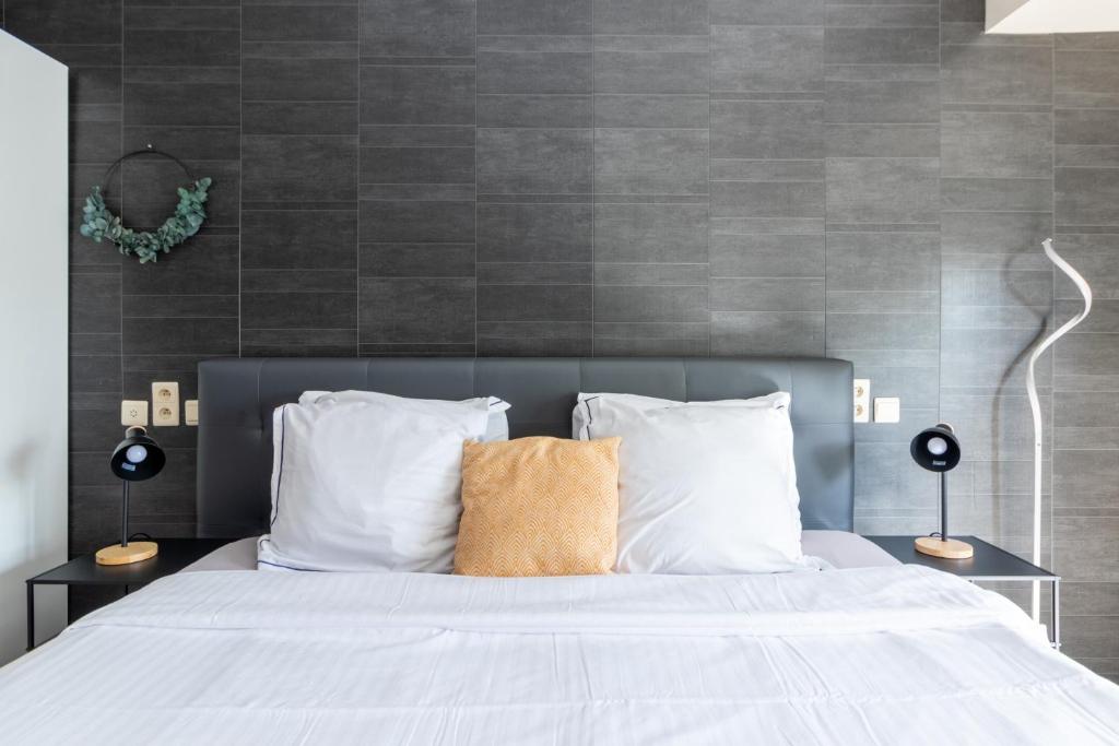 Hotel Entree - Canal View Bruges - Resim 42