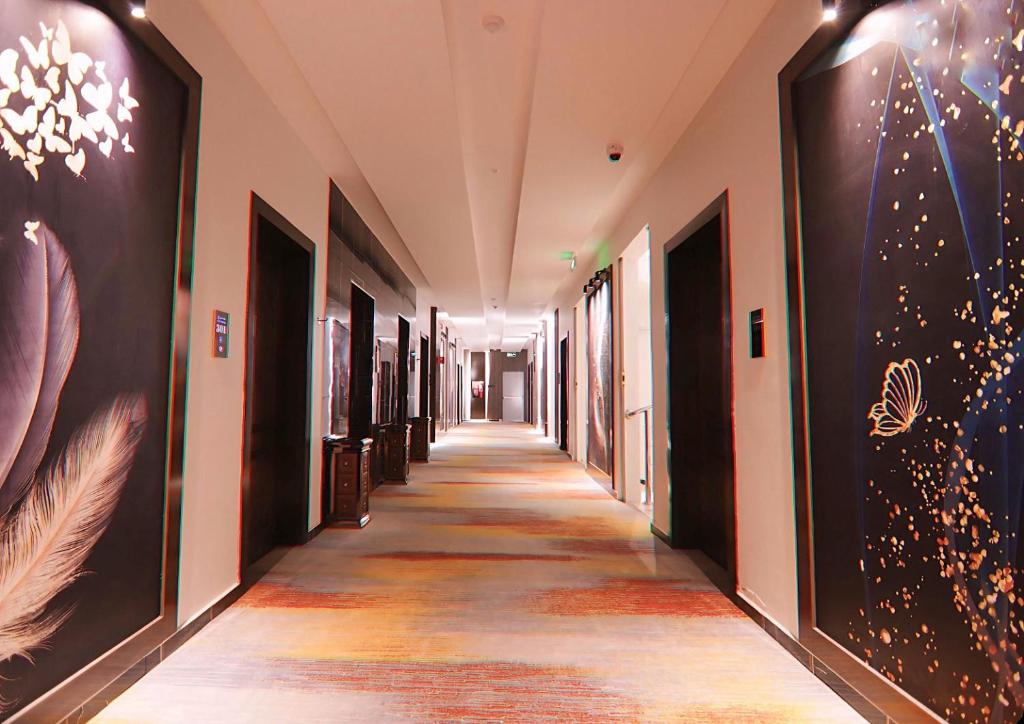 Fotografie z fotogalerie ubytování فندق وايت مون للأجنحة الفندقية v destinaci Khamis Mushayt