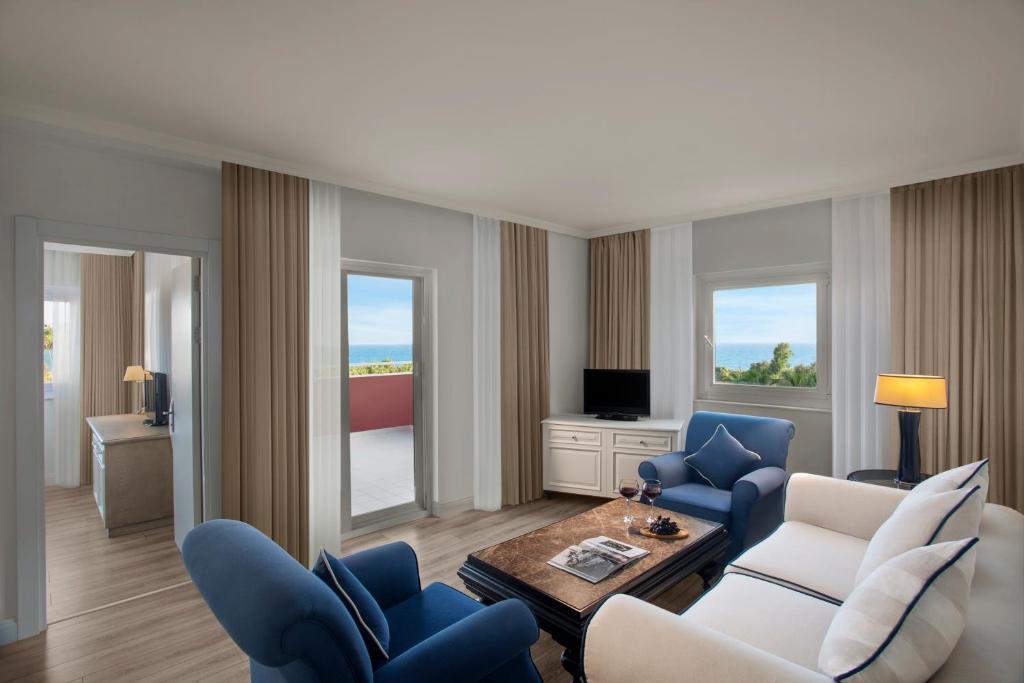 IC Hotels Santai Family Resort - Kids Concept - Junior Suite (3 Adults + 1 Child)