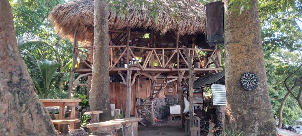hostal Eco-Lodge La Chiponga - Housity