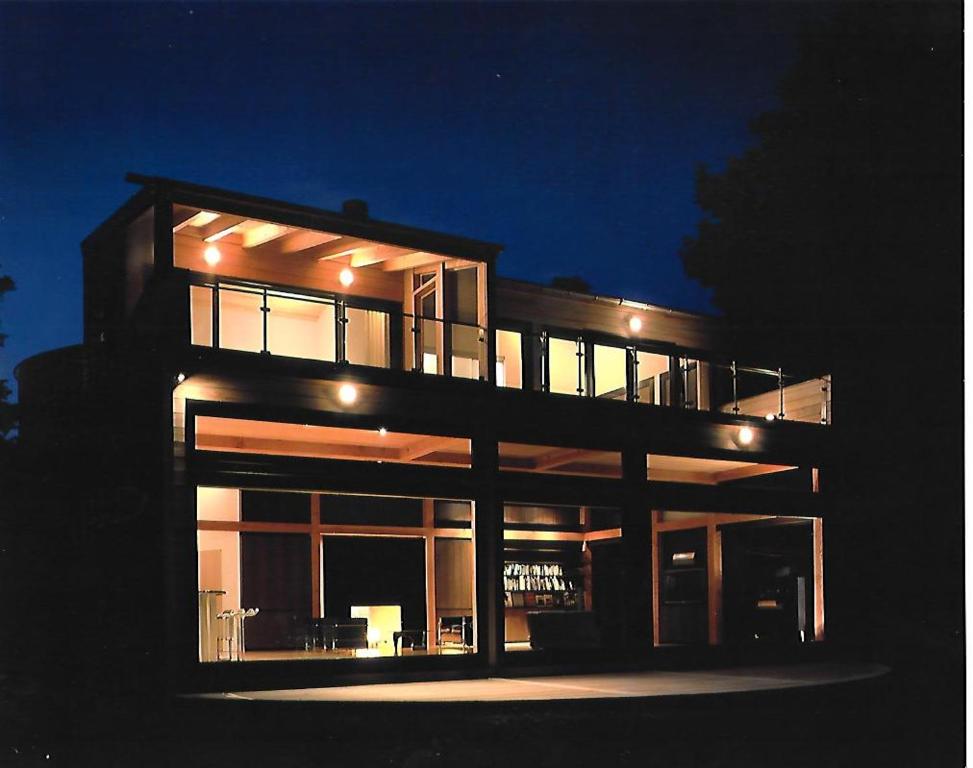 Το κτήριο όπου στεγάζεται  η παραθεριστική κατοικία