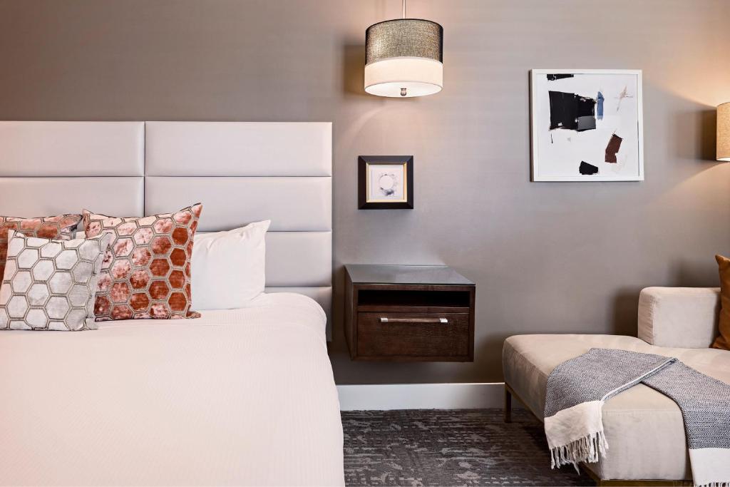 Ambassador Hotel Oklahoma City, Autograph Collection - Executive Zimmer Mit Kingsize-Bett