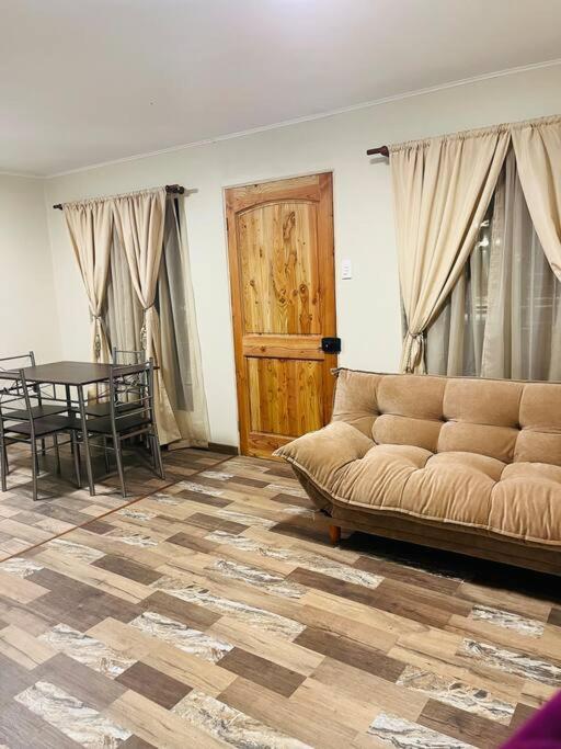 Posezení v ubytování Arriendo Departamentos en Caldera con excelente ubicación