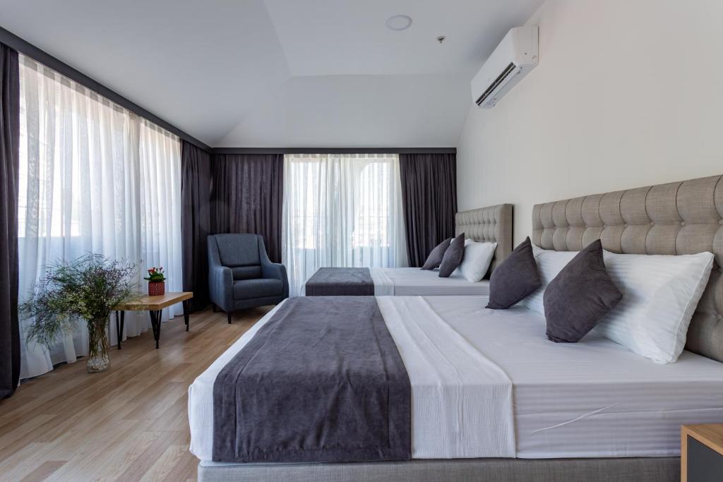 Atm Suit Otel - King Room With Spa Bath