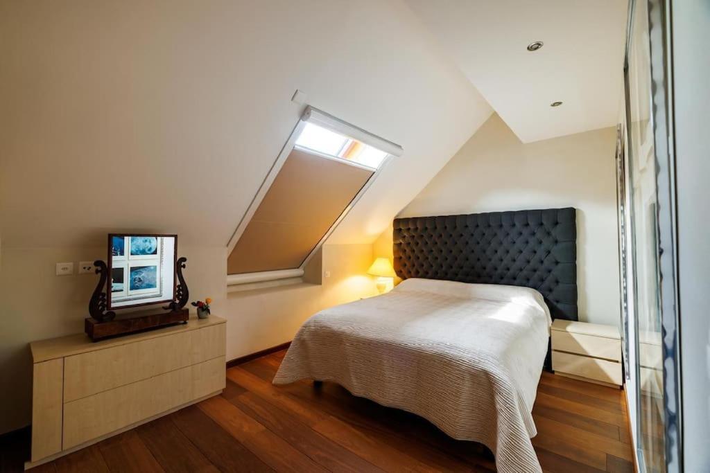 Appartement Cosy à 2 minutes du lac - Resim 2