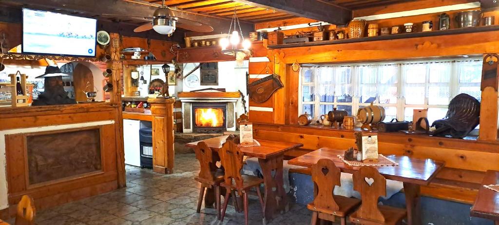 Restaurace v ubytování Pension Dřevěnka