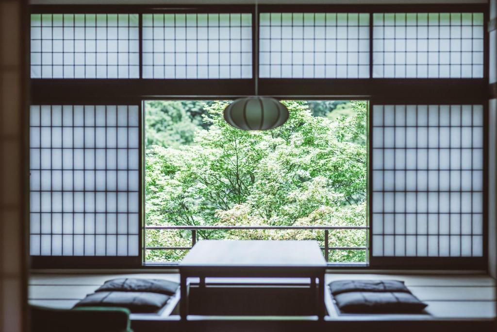 Posezení v ubytování Tateshina Shinyu Onsen