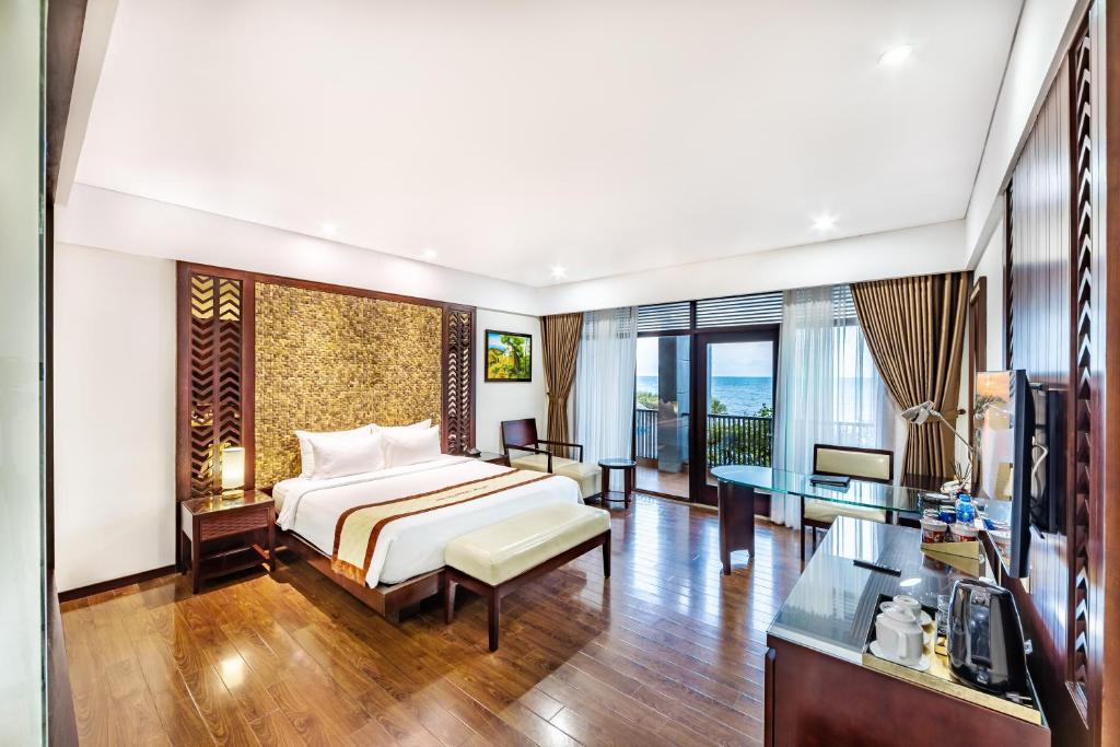 Phòng Deluxe Giường Đôi Với Ban Công và Tầm Nhìn Ra Biển