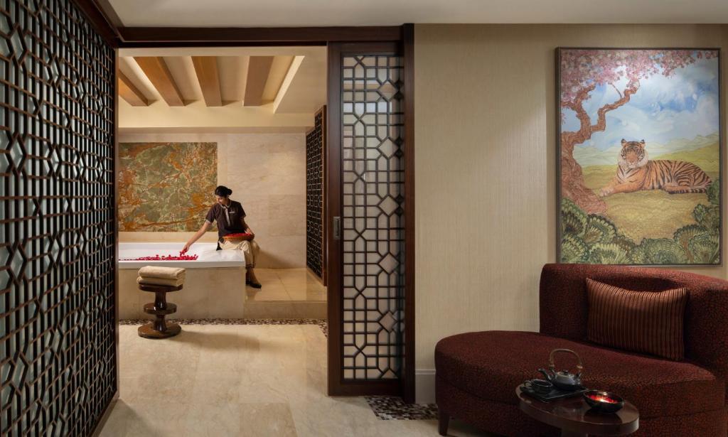 The Ritz-Carlton, Bangalore photo