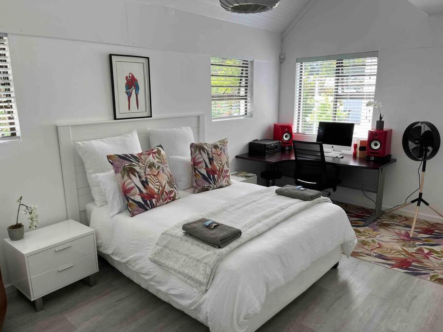 Elevated & Fluent in Comfort - Image 23