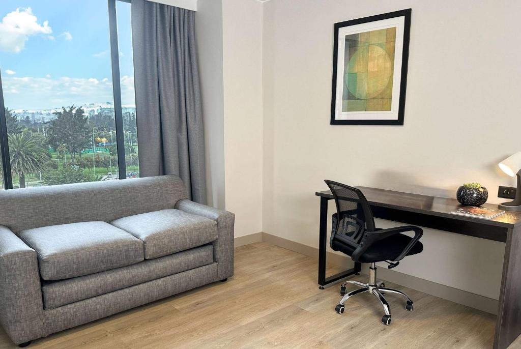 Posezení v ubytování La Quinta by Wyndham Quito