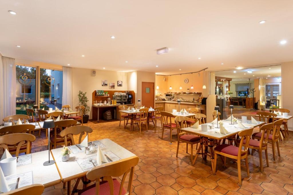 Restaurace v ubytování Hotel Montana