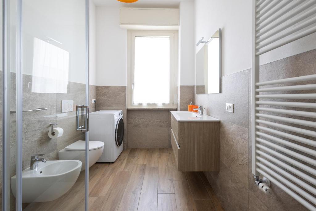 Koupelna v ubytování IseoLakeRental - L'Uliveto di Bea