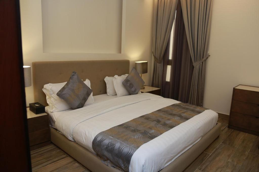 مسكن نون للشقق المخدومة - Standard King Room