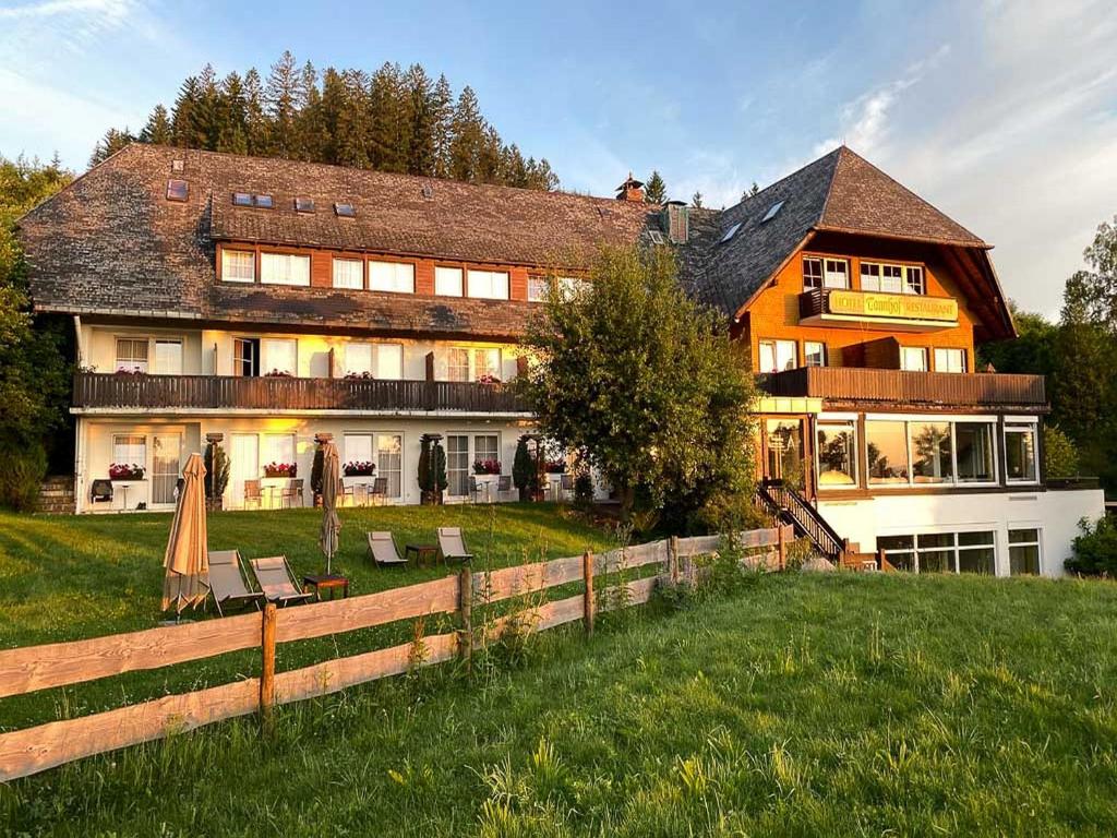 Budova, kde se hotel nachází